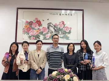 Podsumowania i nagrody na koniec roku